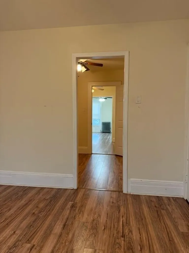 239 Jackson Street Brooklyn NY 11211