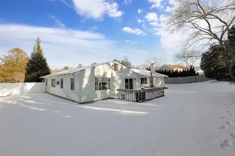 12 Westbrook Road Coram NY 11727