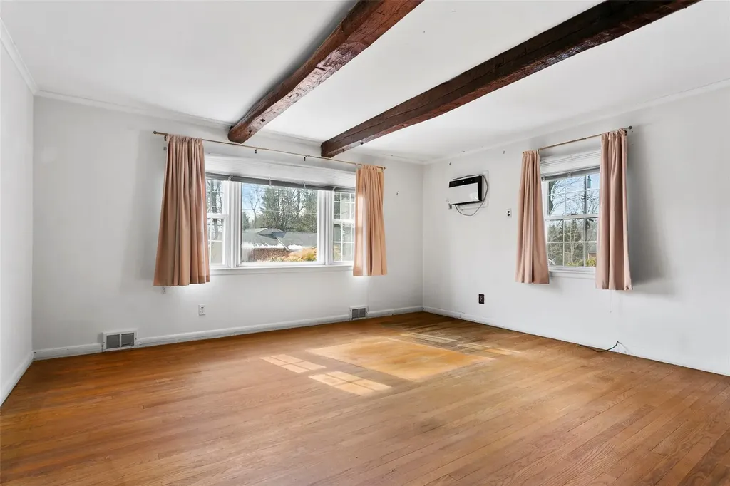 6 Park Lane Mahopac NY 10541