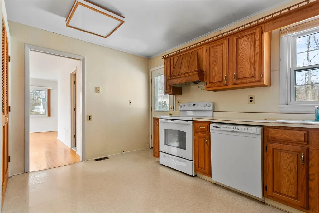 6 Park Lane Mahopac NY 10541