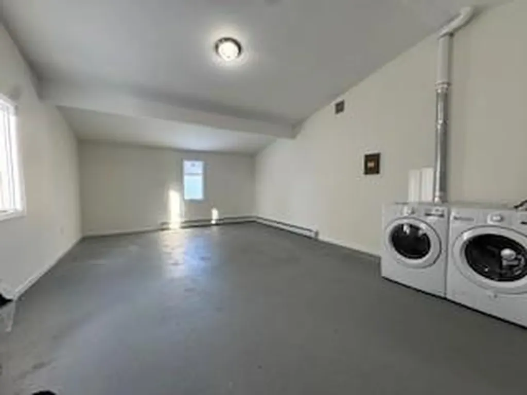 89 Sunrise Lane Levittown NY 11756