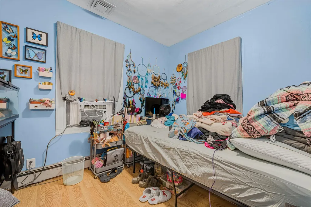 38 Brighton 1st Walk Brooklyn NY 11235