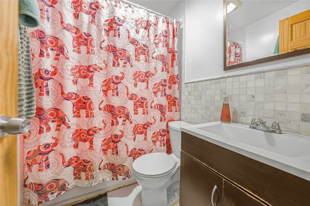 38 Brighton 1st Walk Brooklyn NY 11235
