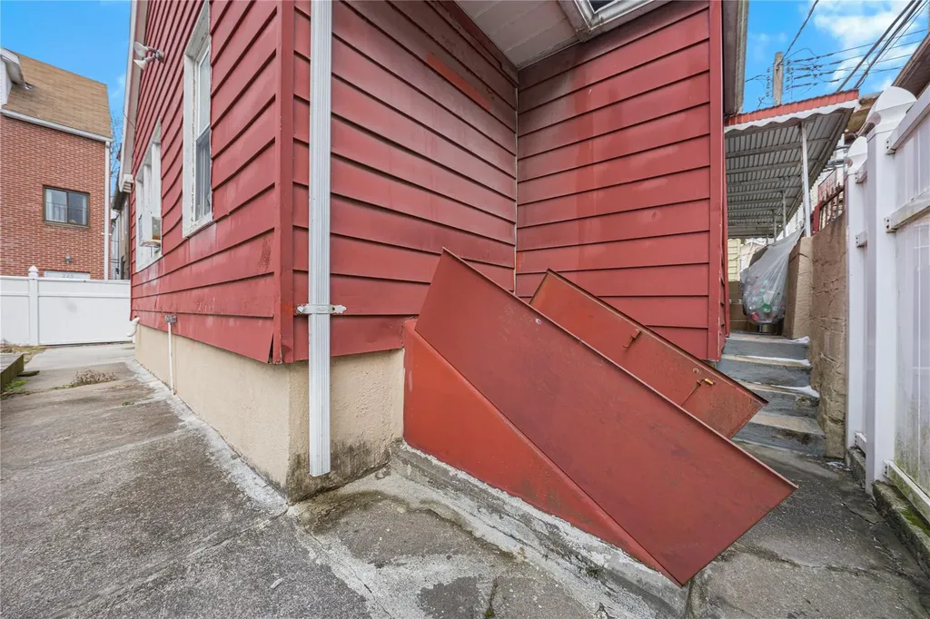 38 Brighton 1st Walk Brooklyn NY 11235