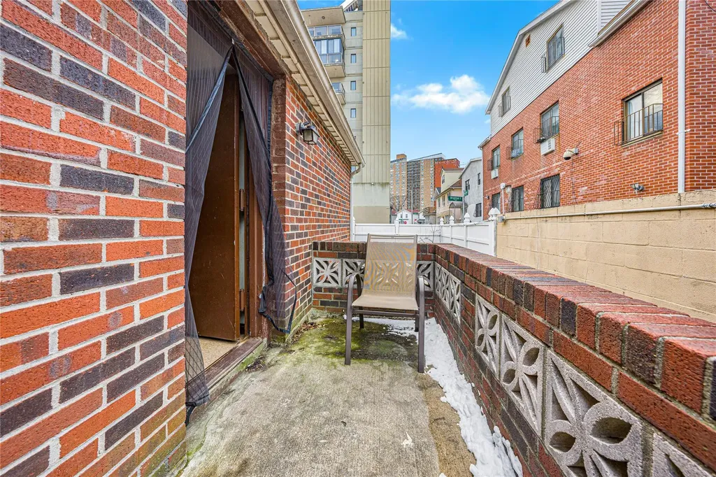 38 Brighton 1st Walk Brooklyn NY 11235