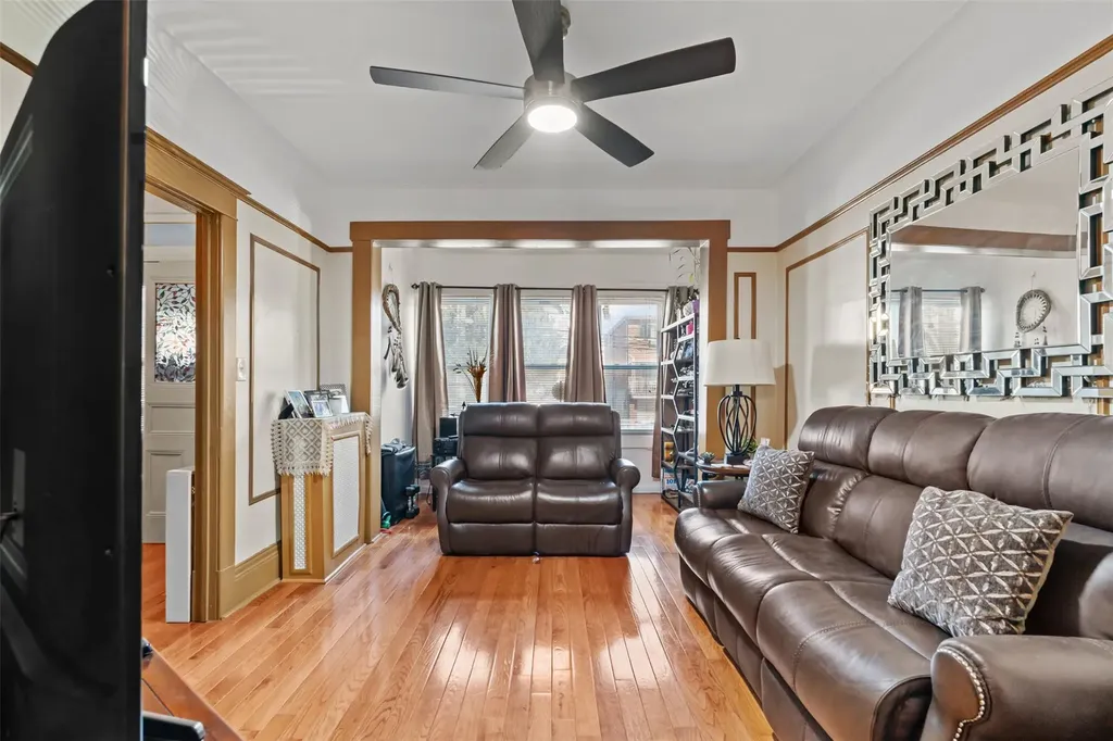 3943 Seton Avenue Bronx NY 10466