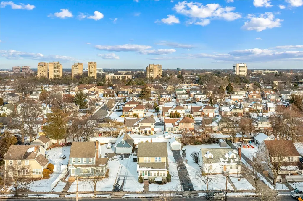 88 Fairview Boulevard Hempstead NY 11550