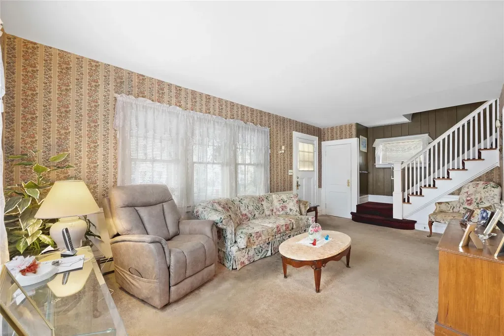 88 Fairview Boulevard Hempstead NY 11550