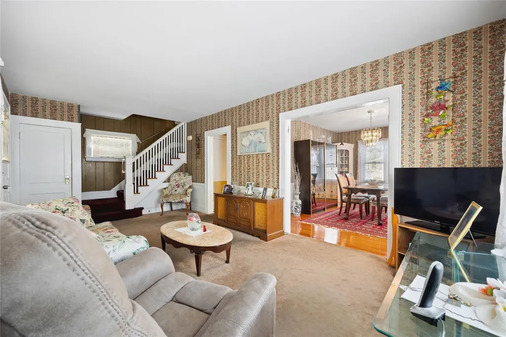 88 Fairview Boulevard Hempstead NY 11550