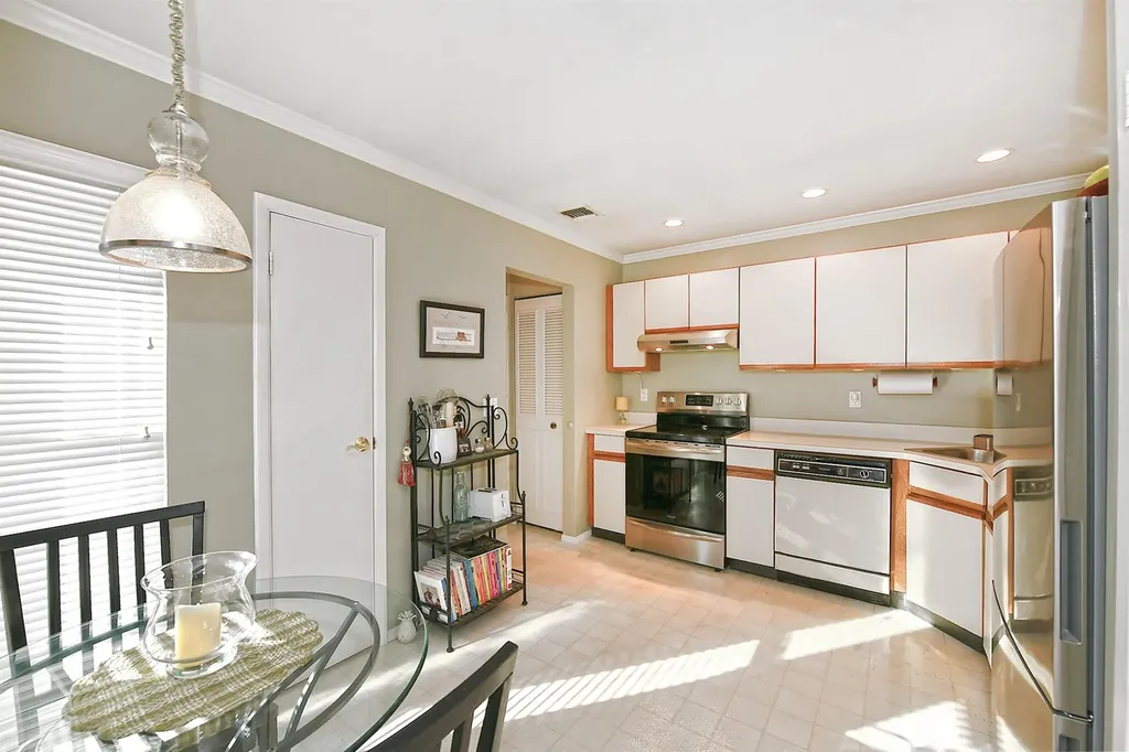 78 Scarlett Drive Commack NY 11725