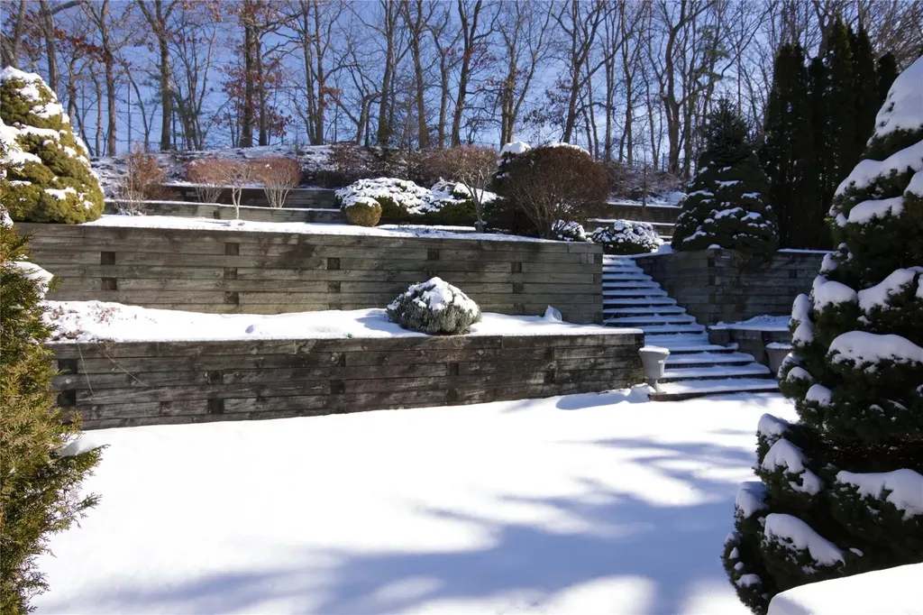 20 Whispering Woods Drive Smithtown NY 11787