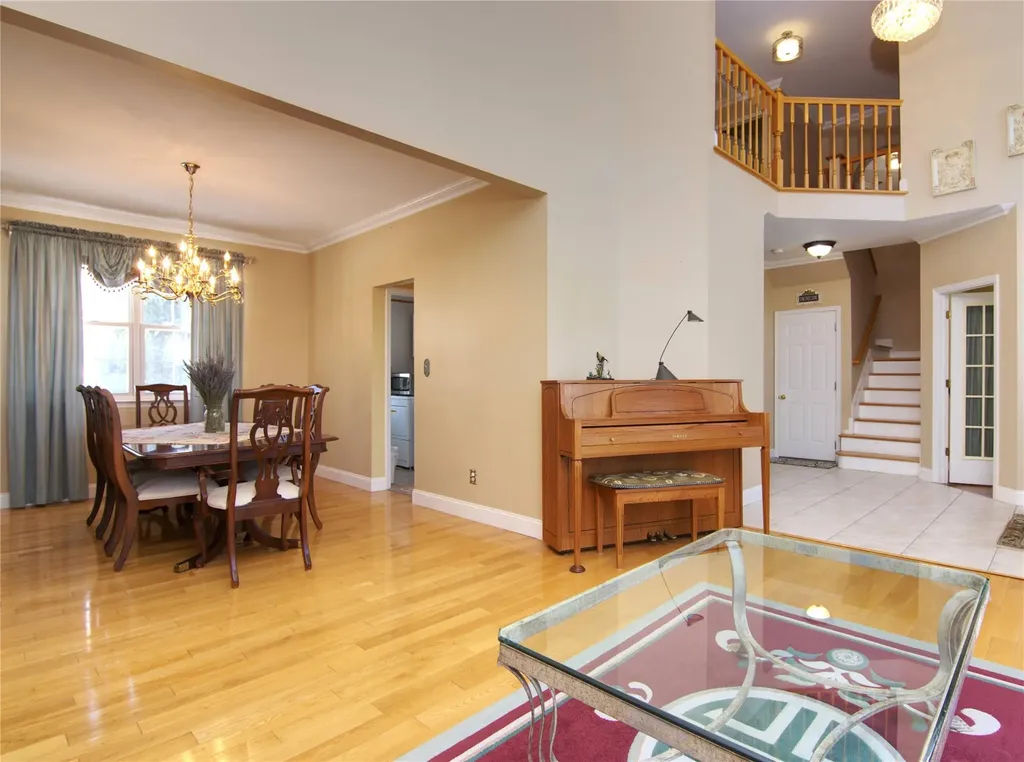 20 Whispering Woods Drive Smithtown NY 11787