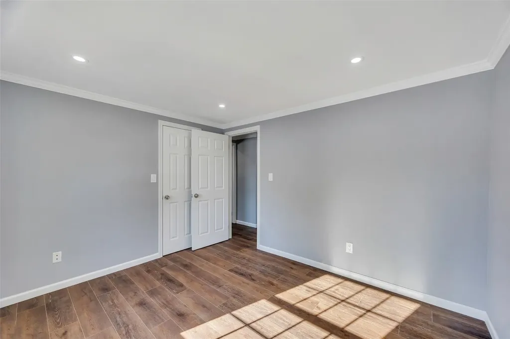 51 Pitchpine Place Medford NY 11763