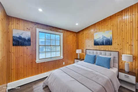 51 Pitchpine Place Medford NY 11763