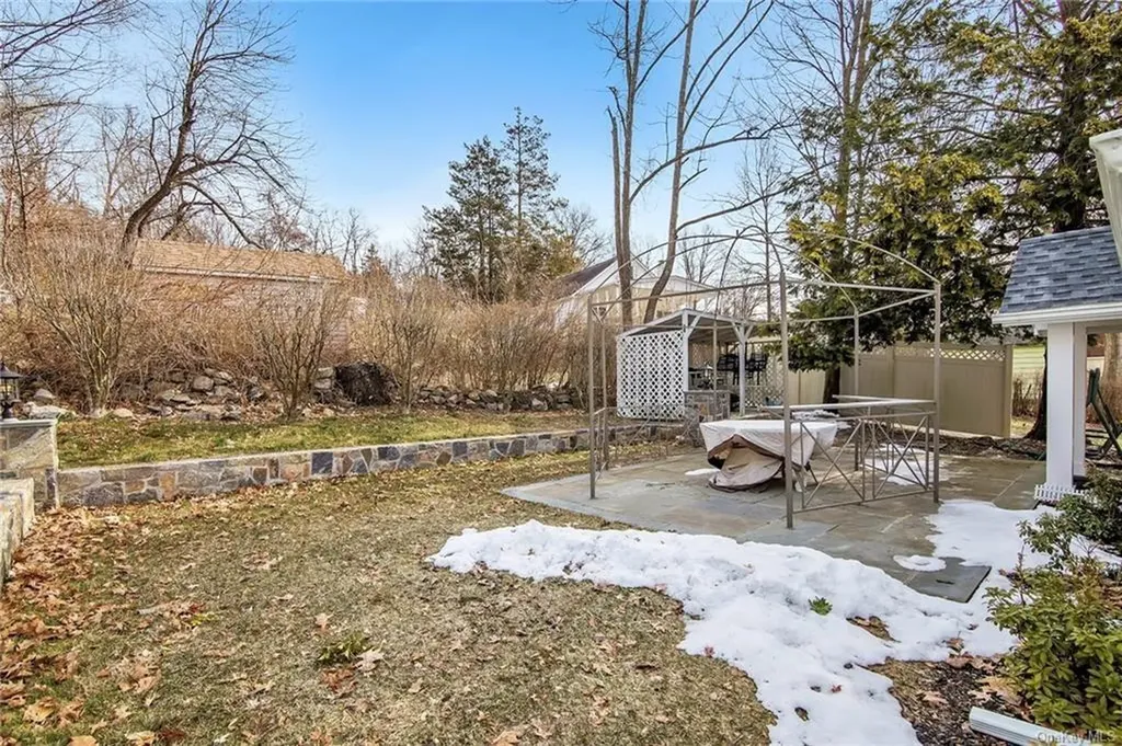 32 Juniper Drive Mahopac NY 10541
