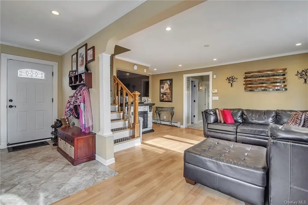 32 Juniper Drive Mahopac NY 10541