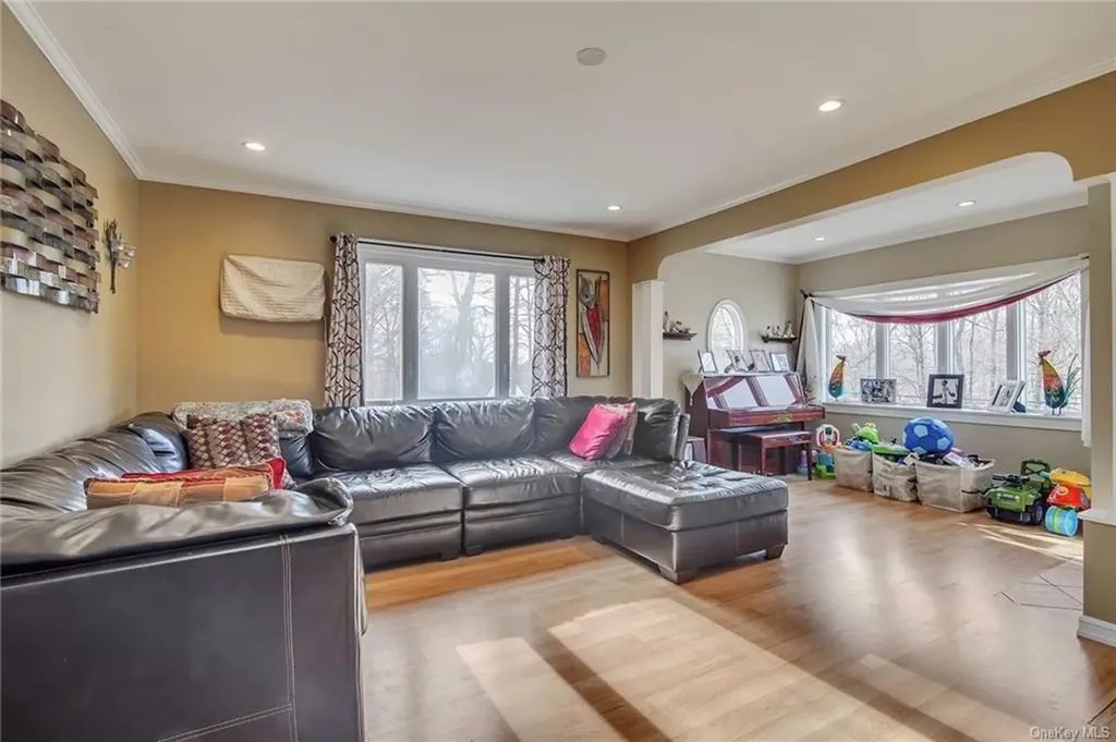 32 Juniper Drive Mahopac NY 10541