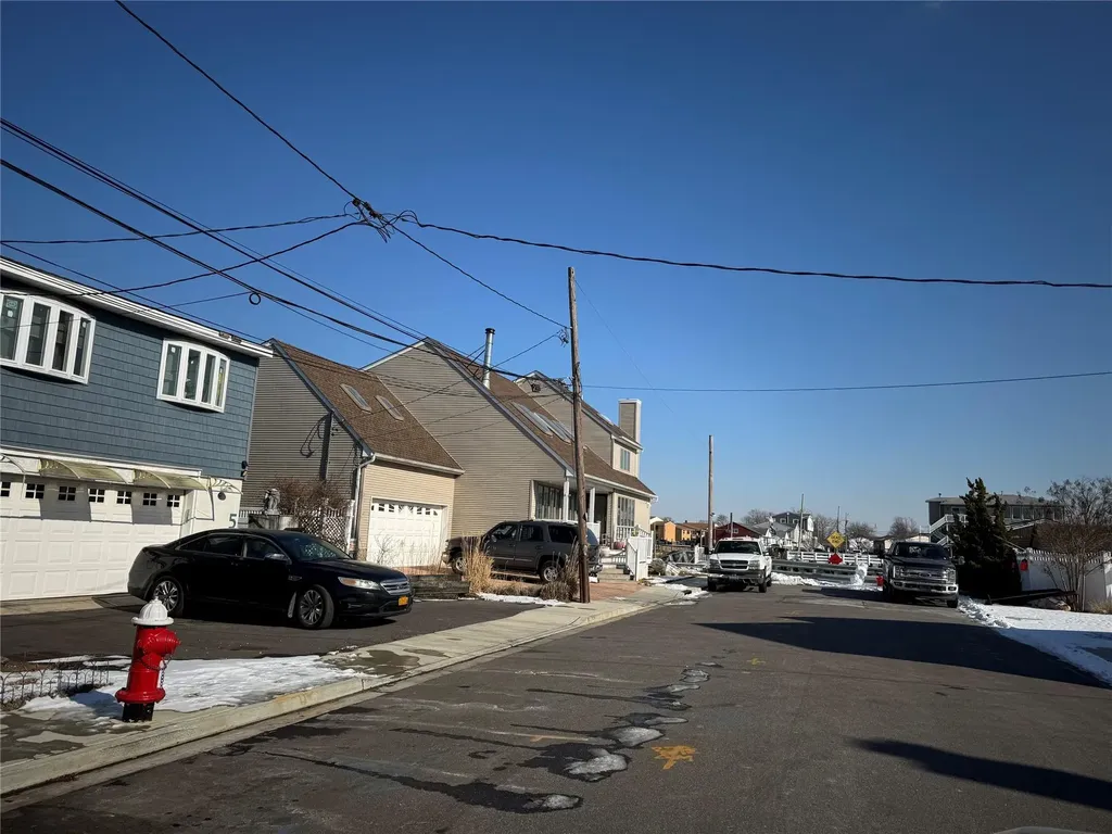 5 Washington Place Baldwin NY 11510