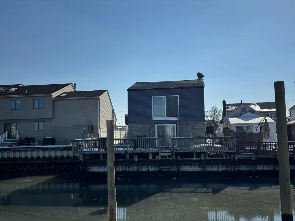 5 Washington Place Baldwin NY 11510