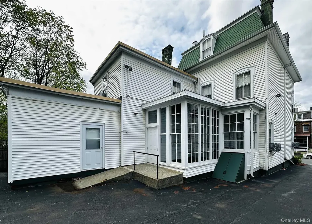 59 Montgomery Street Poughkeepsie NY 12601