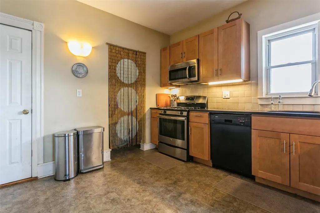 9 Dutchess Terrace Beacon NY 12508