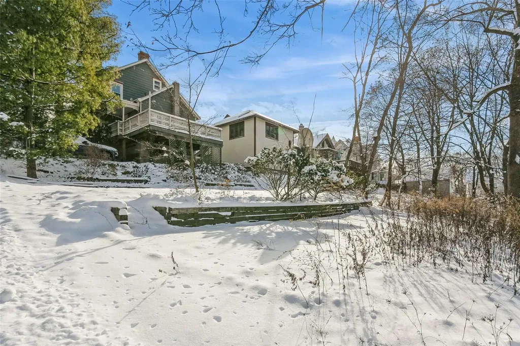 9 Dutchess Terrace Beacon NY 12508