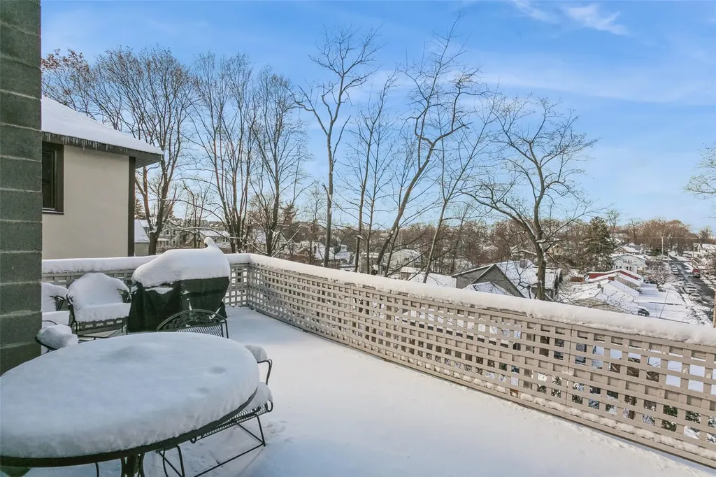 9 Dutchess Terrace Beacon NY 12508