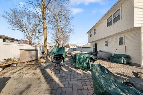 77 Madison Street Amityville NY 11701