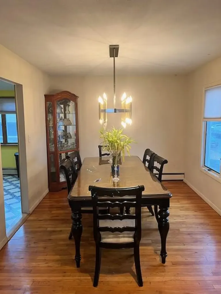 24 Cabot Road W Massapequa NY 11758