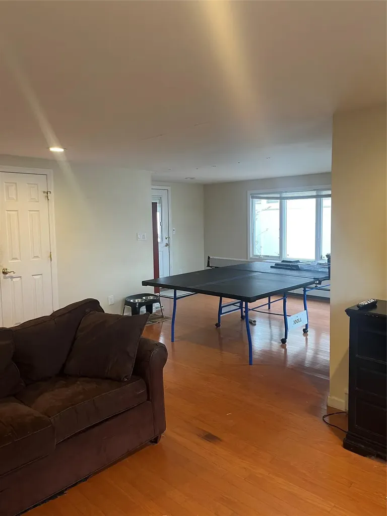 24 Cabot Road W Massapequa NY 11758