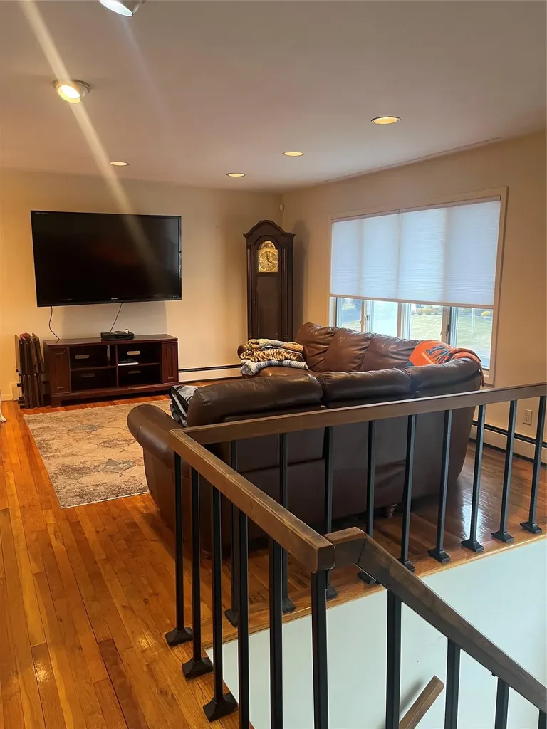 24 Cabot Road W Massapequa NY 11758
