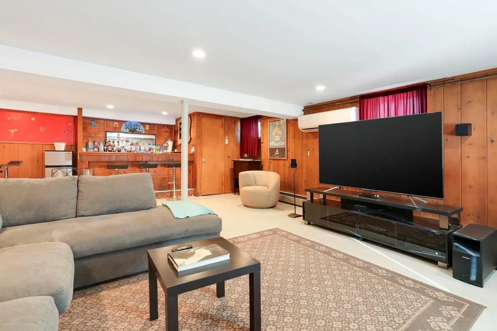 1457 Elm Street Peekskill NY 10566
