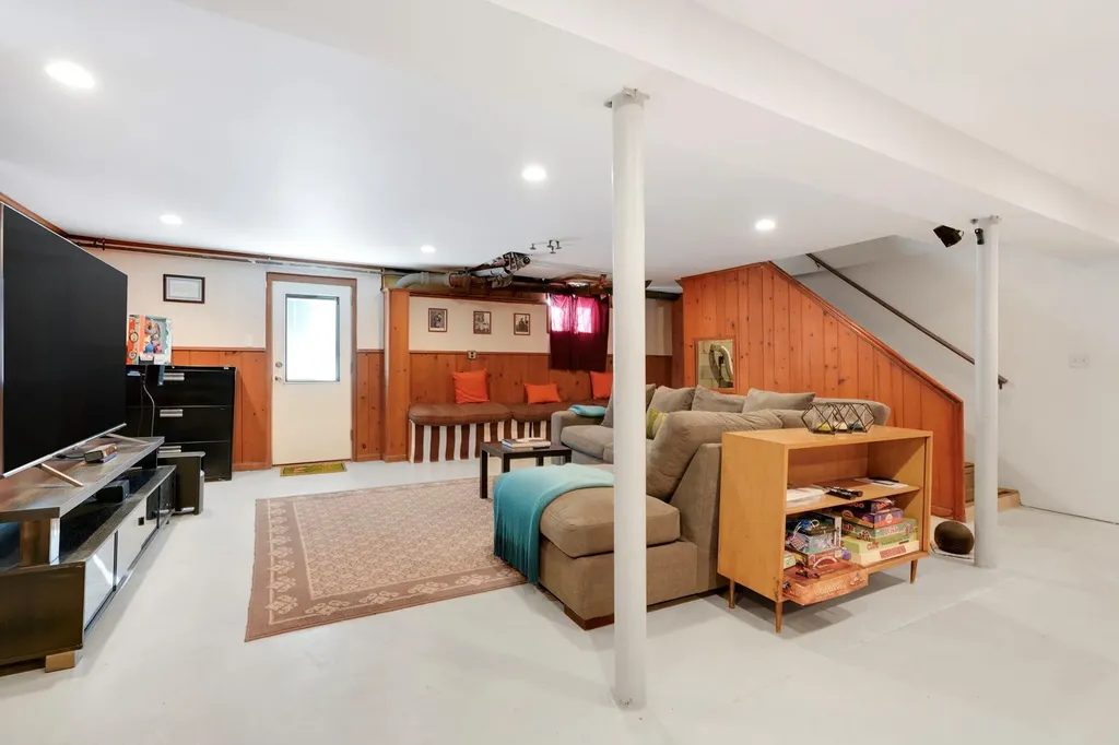 1457 Elm Street Peekskill NY 10566
