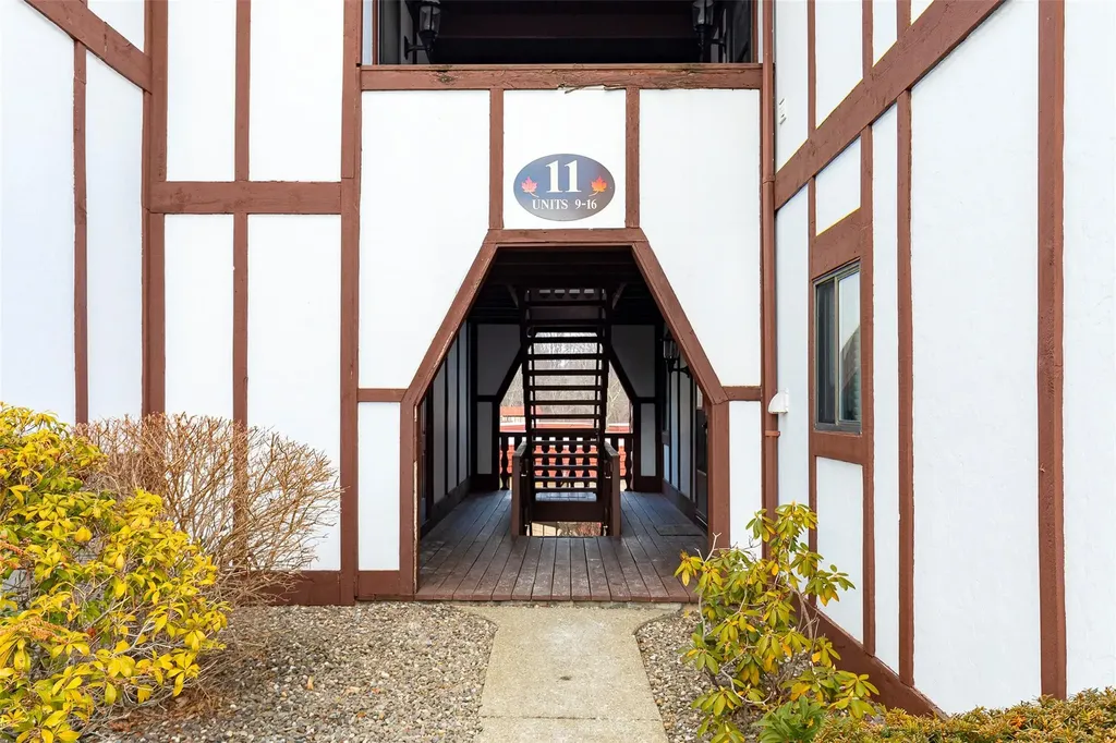 11 Skyline Drive Fishkill NY 12524