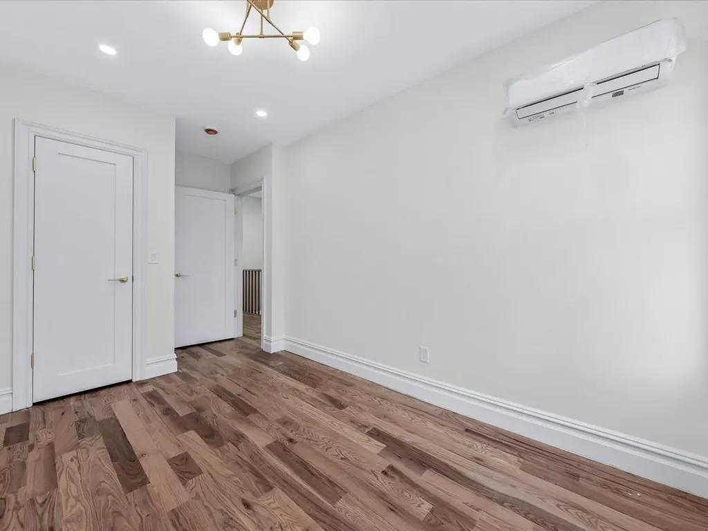 119 East 29th Street Brooklyn NY 11226