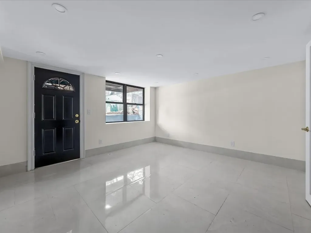 119 East 29th Street Brooklyn NY 11226
