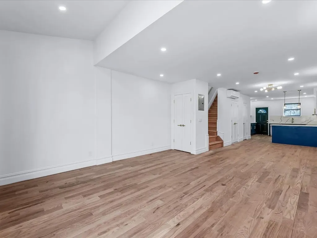 119 East 29th Street Brooklyn NY 11226