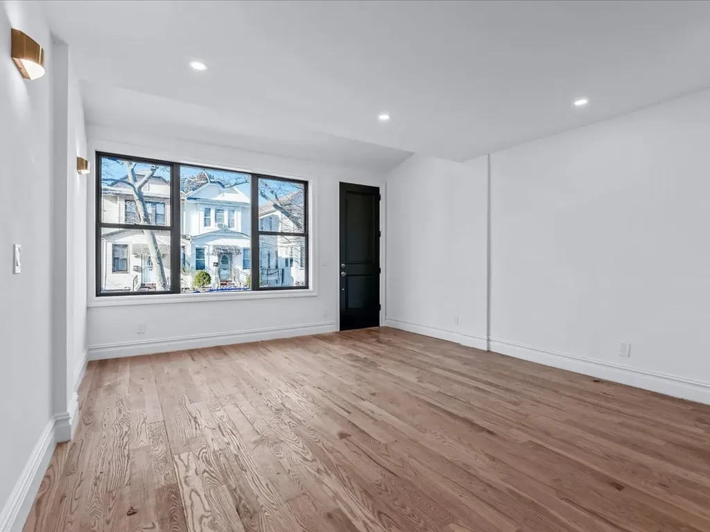 119 East 29th Street Brooklyn NY 11226