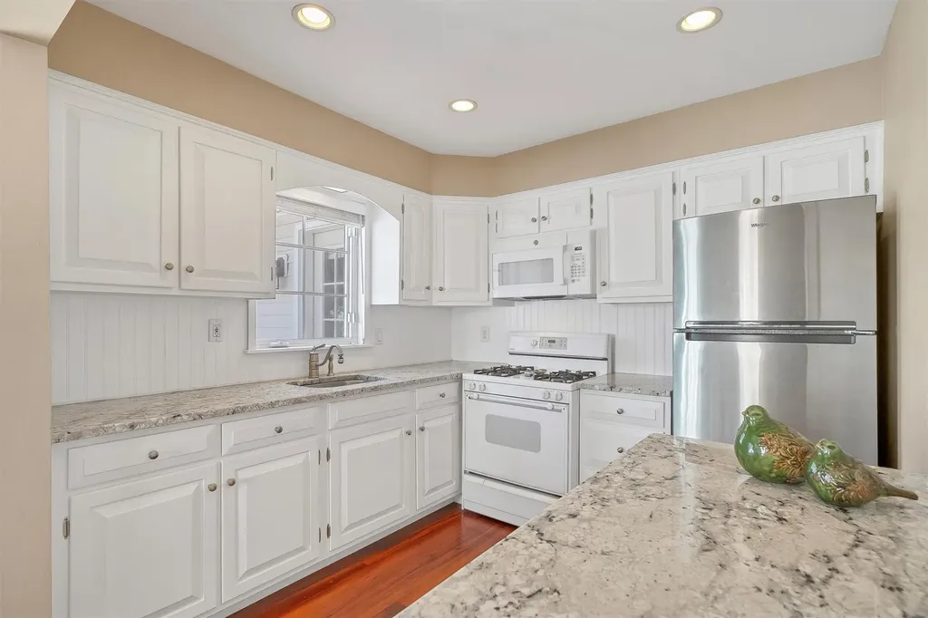 8 Seneca Avenue White Plains NY 10603