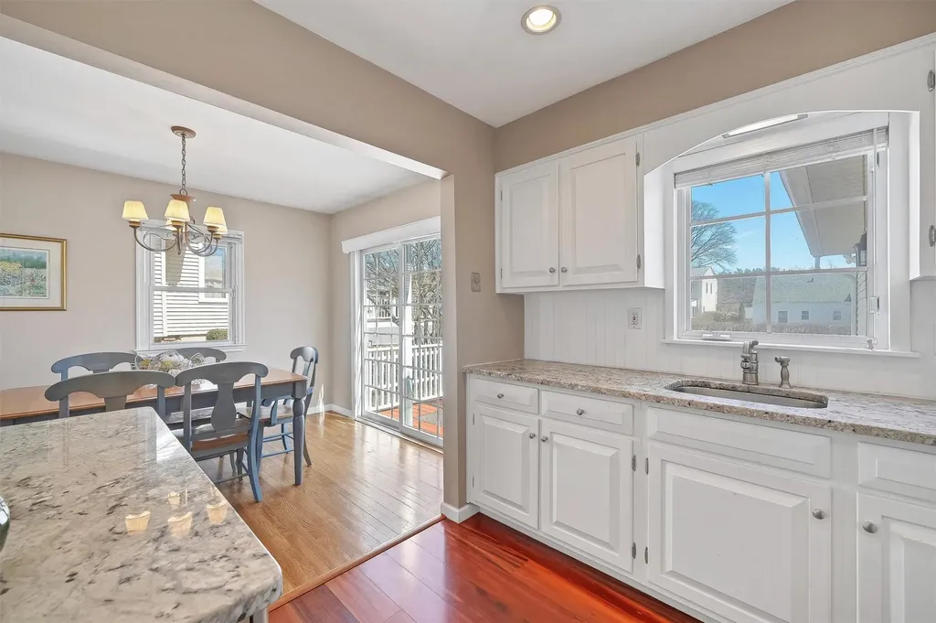 8 Seneca Avenue White Plains NY 10603