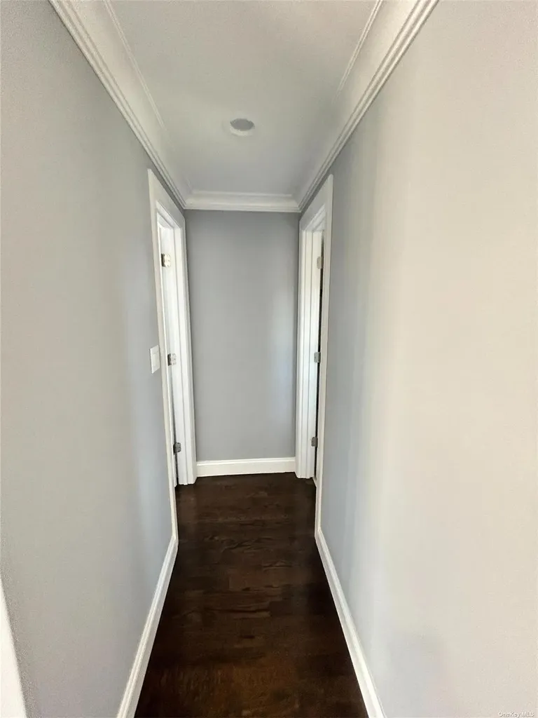 211 Sunnyside Road Oceanside NY 11572