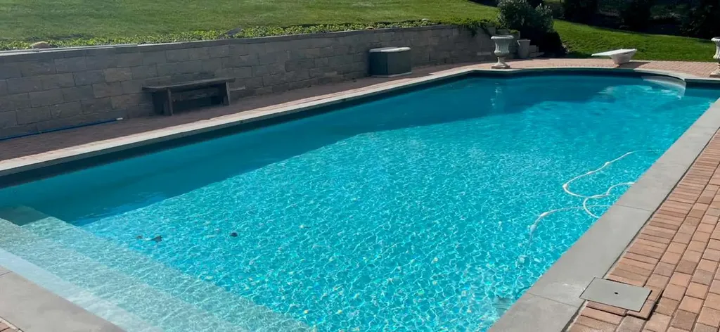 4 Rider Lane Shoreham NY 11786
