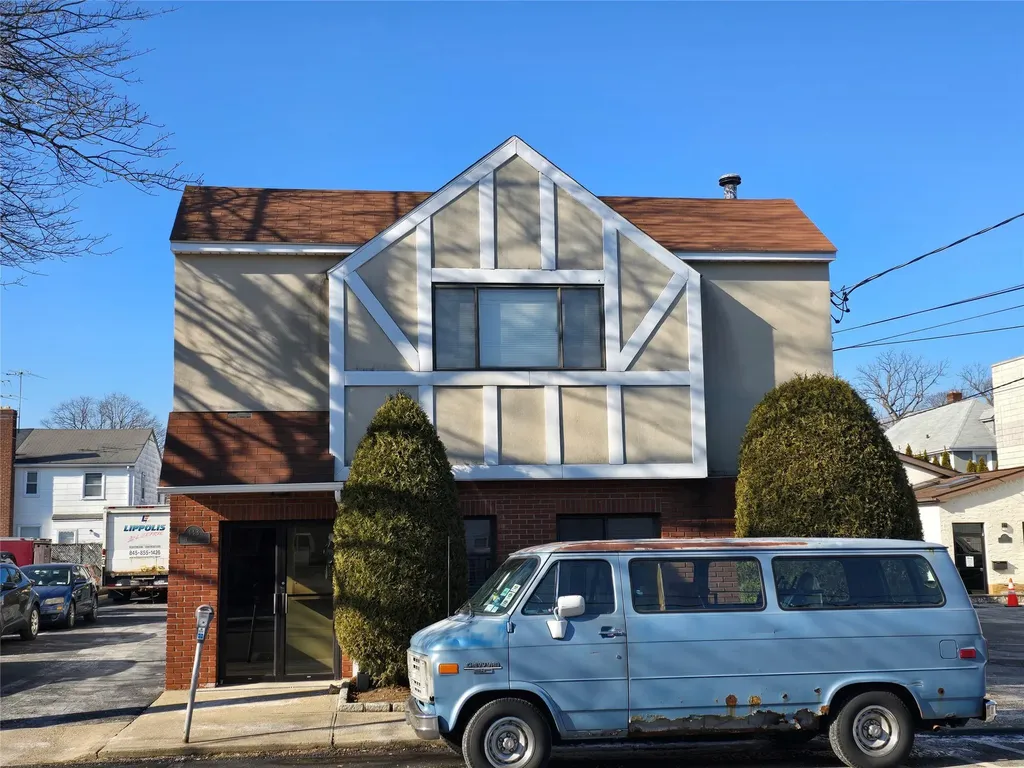 443 Fifth Avenue Pelham NY 10803