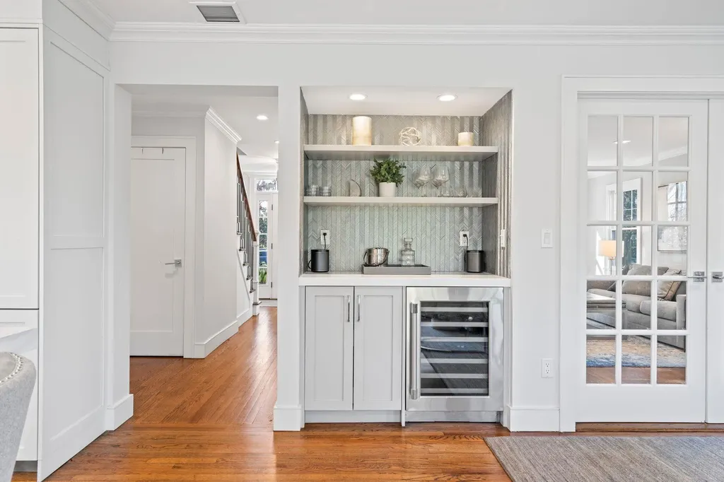 15 Glen Way Cold Spring Harbor NY 11724