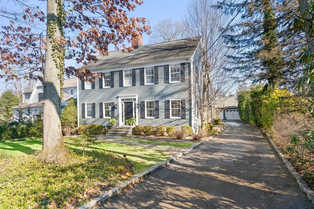 15 Glen Way Cold Spring Harbor NY 11724