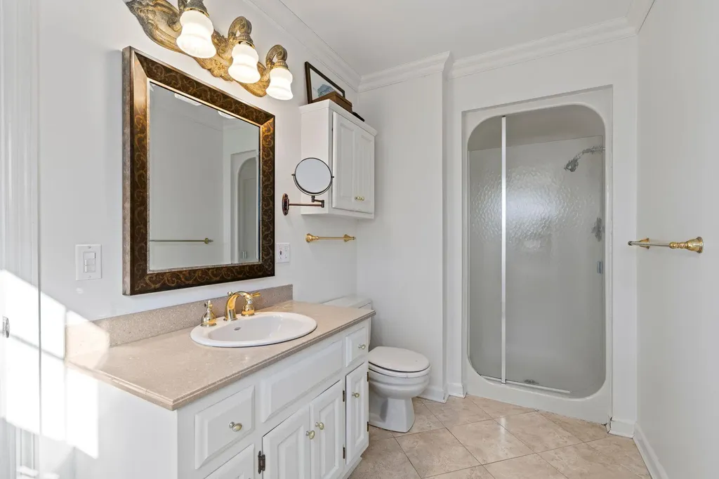 15 Glen Way Cold Spring Harbor NY 11724