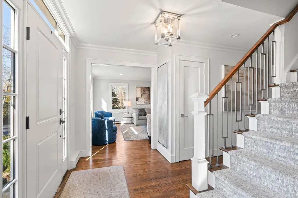 15 Glen Way Cold Spring Harbor NY 11724