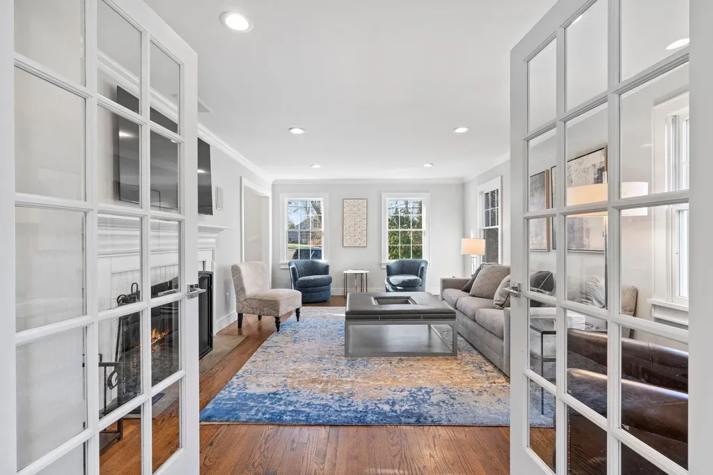 15 Glen Way Cold Spring Harbor NY 11724