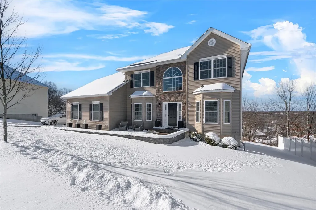 17 Panorama Drive New Windsor NY 12553