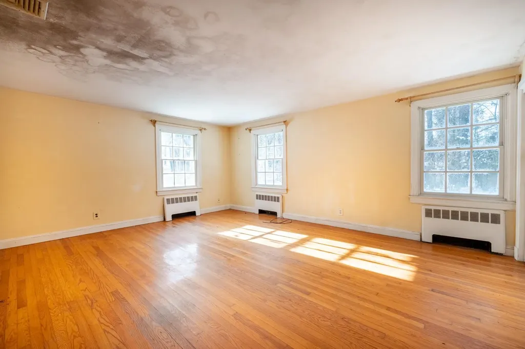 10 Barnes Lane Chappaqua NY 10514